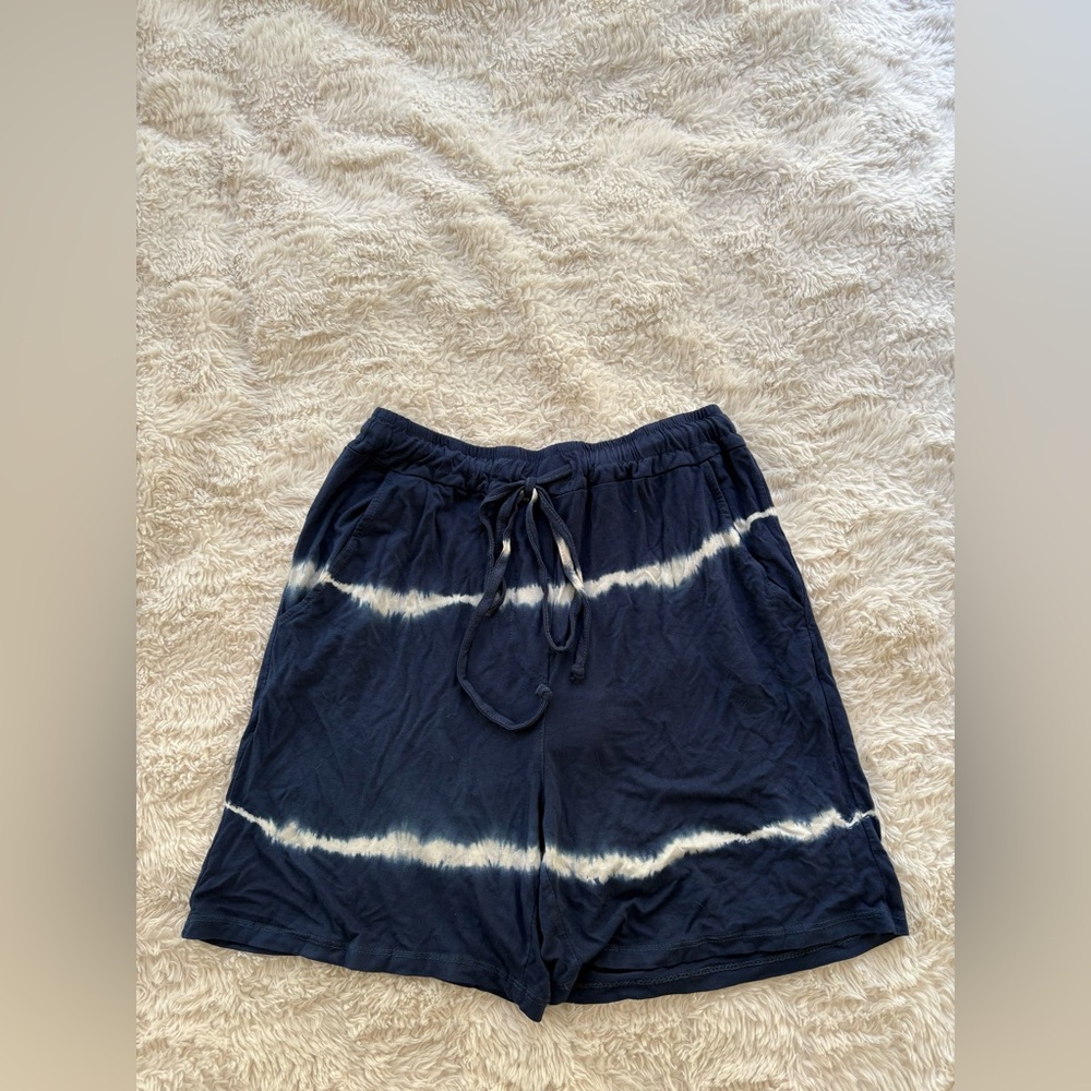 New with tags Pistache Navy Tie-Dye Shorts